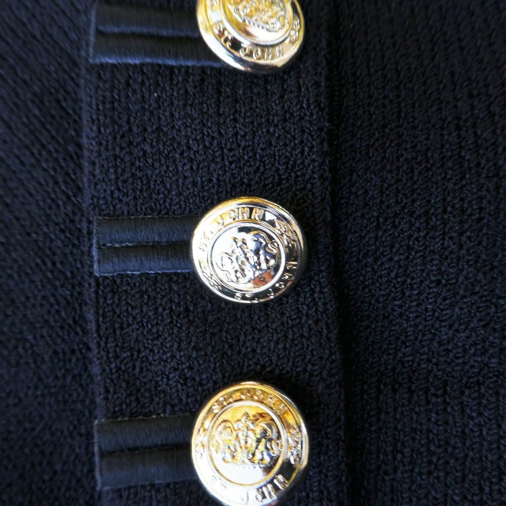 St John Basics Blazer Jacket Black Santana Knit Logo Gold Buttons Pockets USA 6 - Picture 4 of 10